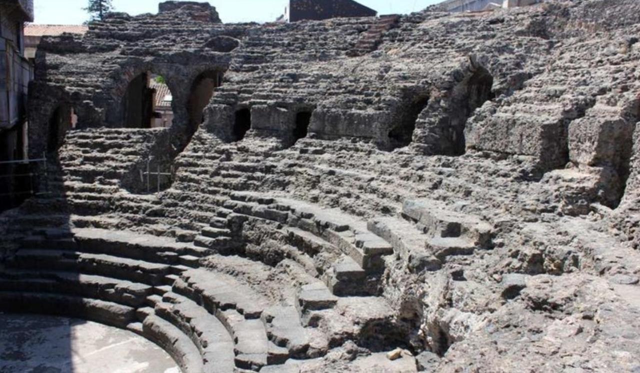 Domus Odeon La Casa Nel Parco Archeologico Di Catania Apartment Exterior photo